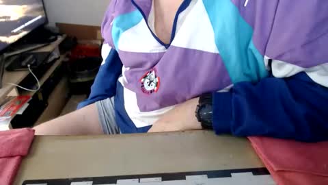 Snapshot of latexloverch71 chatting on October 20, 12:43 pm Andreas Latexlover online show from October 20, 12:43 pm