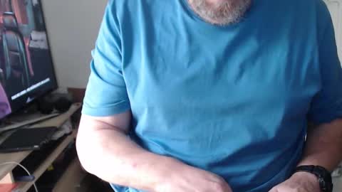 Snapshot of latexloverch71 chatting on October 6, 1:07 pm Andreas Latexlover online show from October 6, 1:07 pm