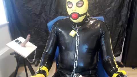 latexslaafboy online show from March 3, 7:21 am