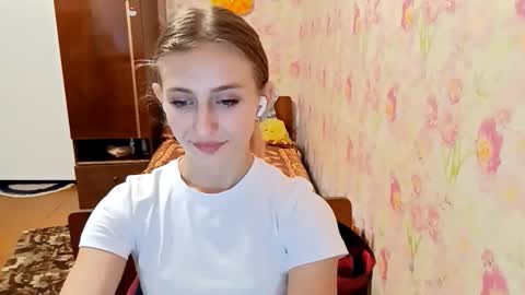 Snapshot of laticiacalicutt chatting on October 16, 2:06 pm Amelia online show from October 16, 2:06 pm