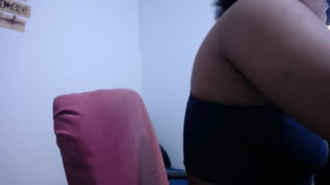 Snapshot of latin_rihanna_j chatting on September 28, 3:48 am karen online show from September 28, 3:48 am