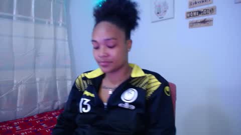 Snapshot of latin_rihanna_j chatting on October 1, 3:38 am karen online show from October 1, 3:38 am