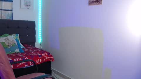 karen online show from February 25, 1:20 am