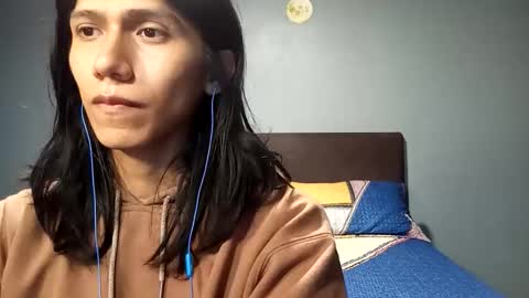 Snapshot of latin_shado chatting on October 20, 9:47 am Shado online show from October 20, 9:47 am