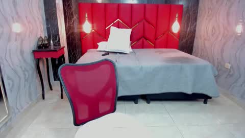 EMMA   online show from March 14, 6:23 pm