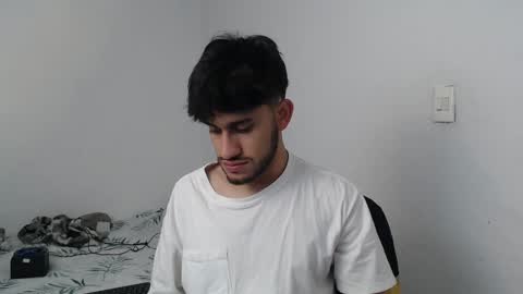 camilo online show from December 29, 4:59 am