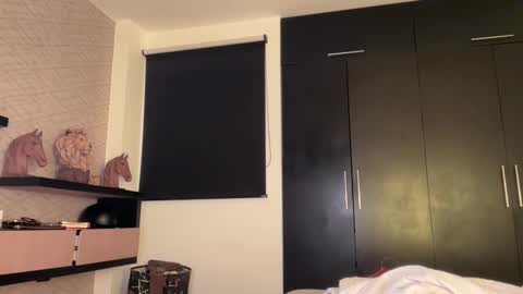 Hi -  online show from December 18, 2:51 am