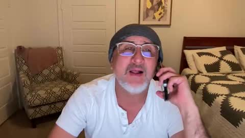 QS - INDEPENDENT MODEL online show from October 7, 1:56 am