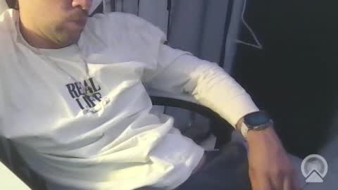 latinofum online show from February 28, 10:47 pm