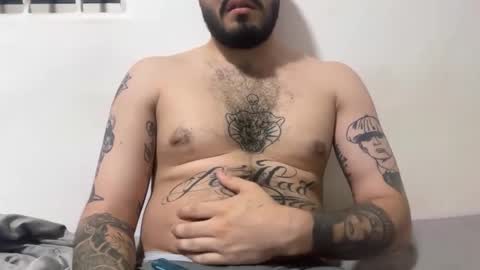 latinpuccagaru online show from January 19, 5:17 am