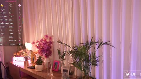 IG 1lau  1 X 1lau  1 online show from October 18, 7:18 pm