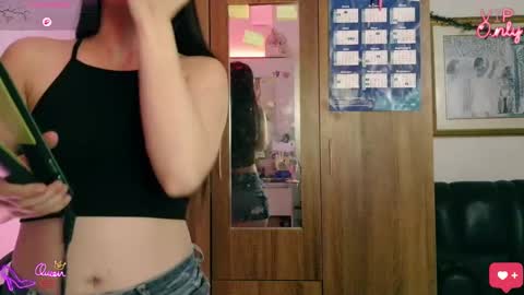 laujgray online show from March 6, 3:27 am