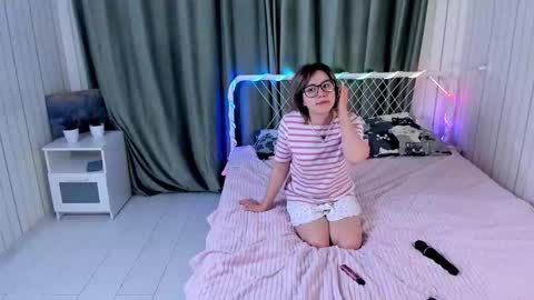 Kylie online show from November 14, 8:55 pm