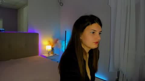 Laura online show from October 11, 6:07 am