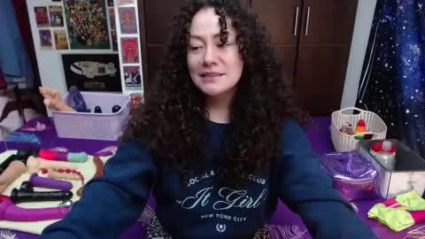  Wen  online show from October 23, 8:42 pm