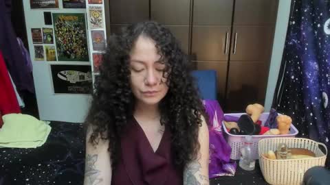  Wen  online show from November 10, 10:56 pm