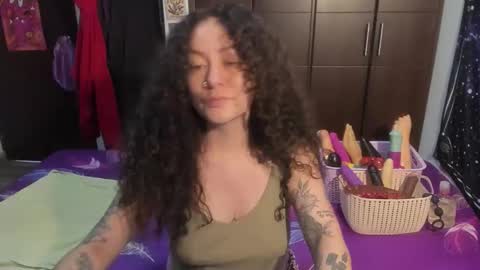  Wen  online show from January 13, 7:43 pm