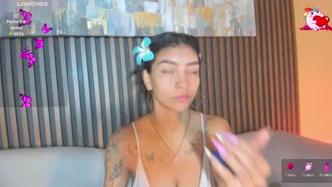 Laura online show from October 1, 12:59 pm