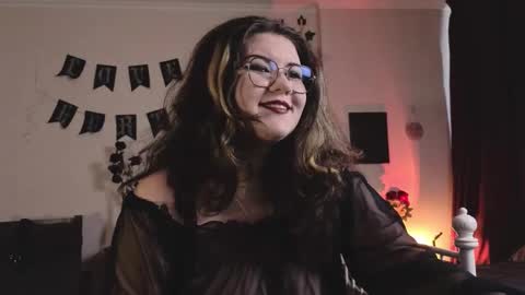 Miss Laura online show from February 13, 9:56 am