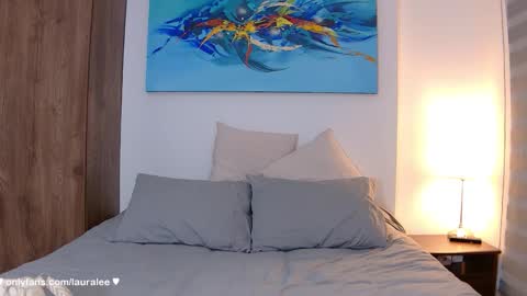 Laura Lee. online show from February 21, 2:58 am