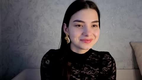 Laura online show from March 21, 10:31 am