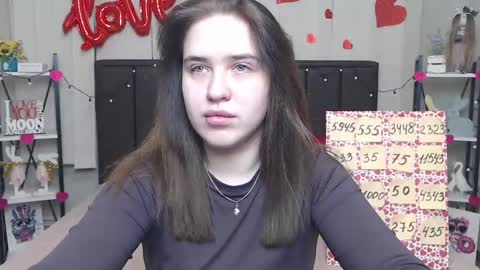 LauraHlot online show from March 12, 6:29 am