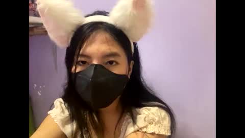 Laura new asian online show from April 10, 6:01 pm