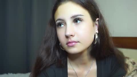 Snapshot of laureencadriel chatting on September 16, 12:29 pm Monica online show from September 16, 12:29 pm