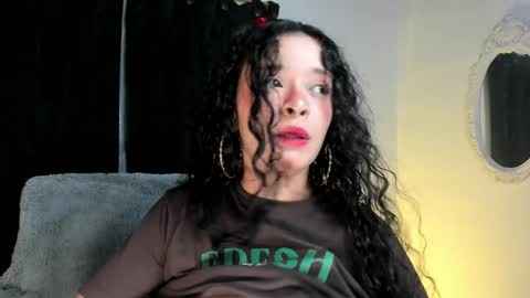 Lauren online show from December 3, 12:19 am