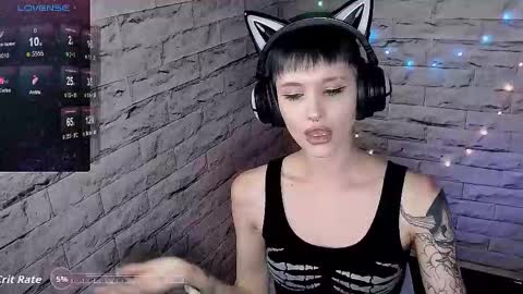 Snapshot of lauren_raquel chatting on September 20, 6:11 pm Eva online show from September 20, 6:11 pm