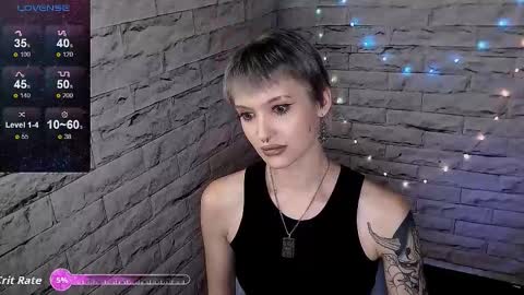 Snapshot of lauren_raquel chatting on October 10, 6:14 pm Eva online show from October 10, 6:14 pm