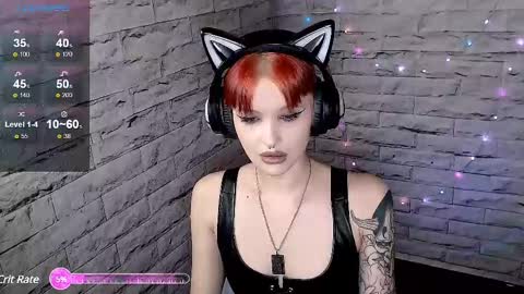 Snapshot of lauren_raquel chatting on February 13, 6:59 pm Eva online show from February 13, 6:59 pm
