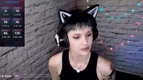 Snapshot of lauren_raquel chatting on September 21, 6:12 pm Eva online show from September 21, 6:12 pm