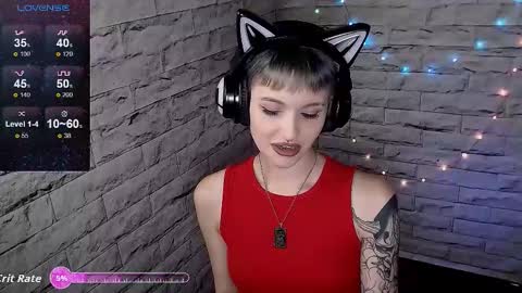 Snapshot of lauren_raquel chatting on October 9, 2:22 pm Eva online show from October 9, 2:22 pm