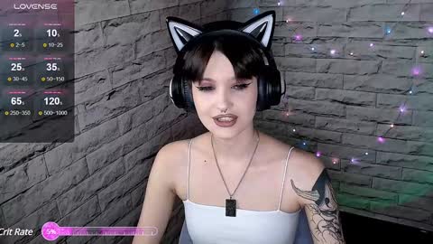 Snapshot of lauren_raquel chatting on December 27, 5:16 pm Eva online show from December 27, 5:16 pm
