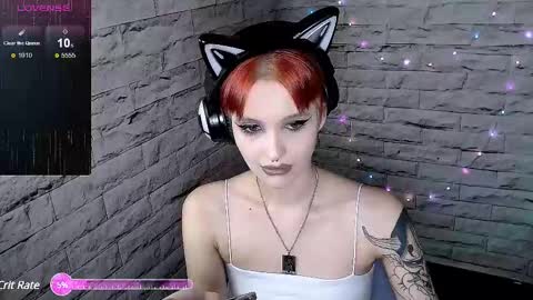 Snapshot of lauren_raquel chatting on February 18, 5:20 pm Eva online show from February 18, 5:20 pm