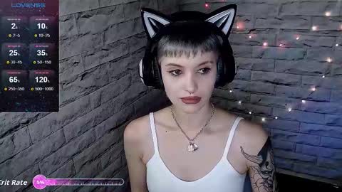 Snapshot of lauren_raquel chatting on September 17, 2:09 pm Eva online show from September 17, 2:09 pm