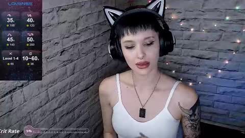 Snapshot of lauren_raquel chatting on September 19, 6:11 pm Eva online show from September 19, 6:11 pm