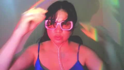 onlyfan laureng7 - 7 laureng2 online show from March 2, 3:22 am