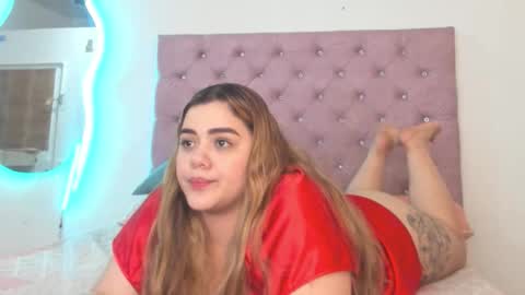 Snapshot of laurenlaine99 chatting on October 20, 9:31 pm laurenlaine online show from October 20, 9:31 pm