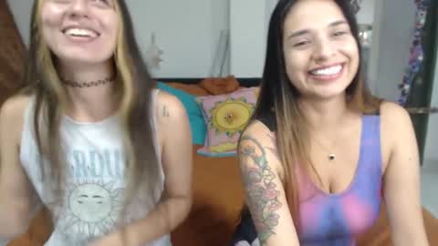 Snapshot of laurenphillipsx chatting on October 20, 9:20 pm Lauren online show from October 20, 9:20 pm