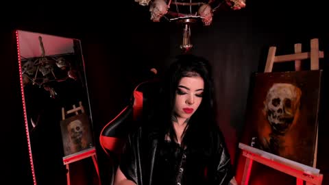 Snapshot of laurenrousexx chatting on December 28, 8:05 am LAUREN INDEPENDENT MODEL HELP ME REACH 100 LIKES PLS online show from December 28, 8:05 am