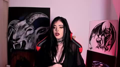 Snapshot of laurenrousexx chatting on October 3, 12:53 am LAUREN INDEPENDENT MODEL HELP ME REACH 100 LIKES PLS online show from October 3, 12:53 am