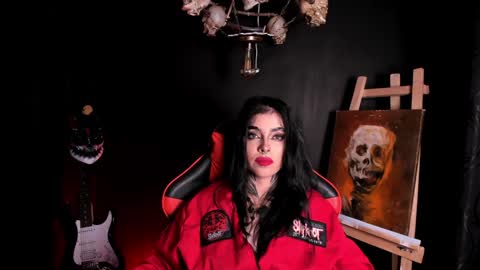 Snapshot of laurenrousexx chatting on January 10, 3:07 am LAUREN INDEPENDENT MODEL HELP ME REACH 100 LIKES PLS online show from January 10, 3:07 am