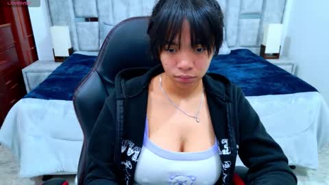 laurent online show from February 3, 3:15 am