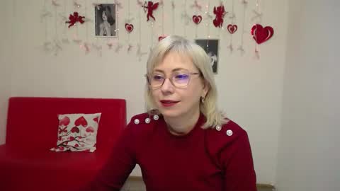 Lauren online show from February 3, 6:33 am