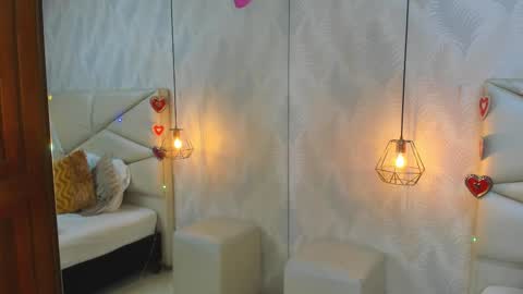 Laurent online show from February 10, 11:24 am