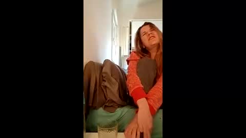 lauriehotxxx online show from February 20, 4:53 pm