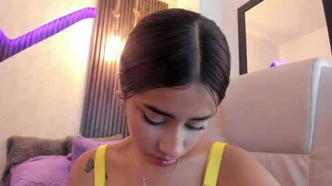 Snapshot of laurin_clauz chatting on February 8, 10:08 pm Lau online show from February 8, 10:08 pm