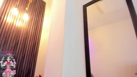 Snapshot of laurin_clauz chatting on March 12, 8:20 pm Lau online show from March 12, 8:20 pm